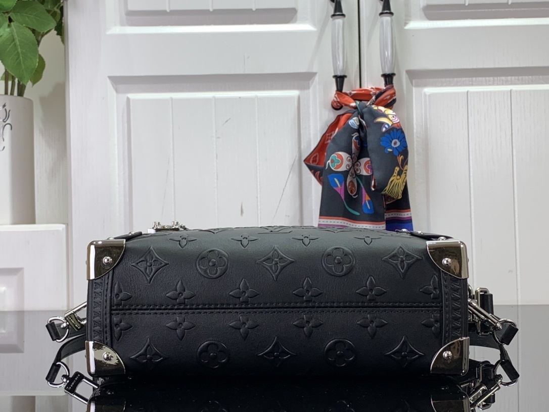 LV Shoulder bag m21741 21709 M46358