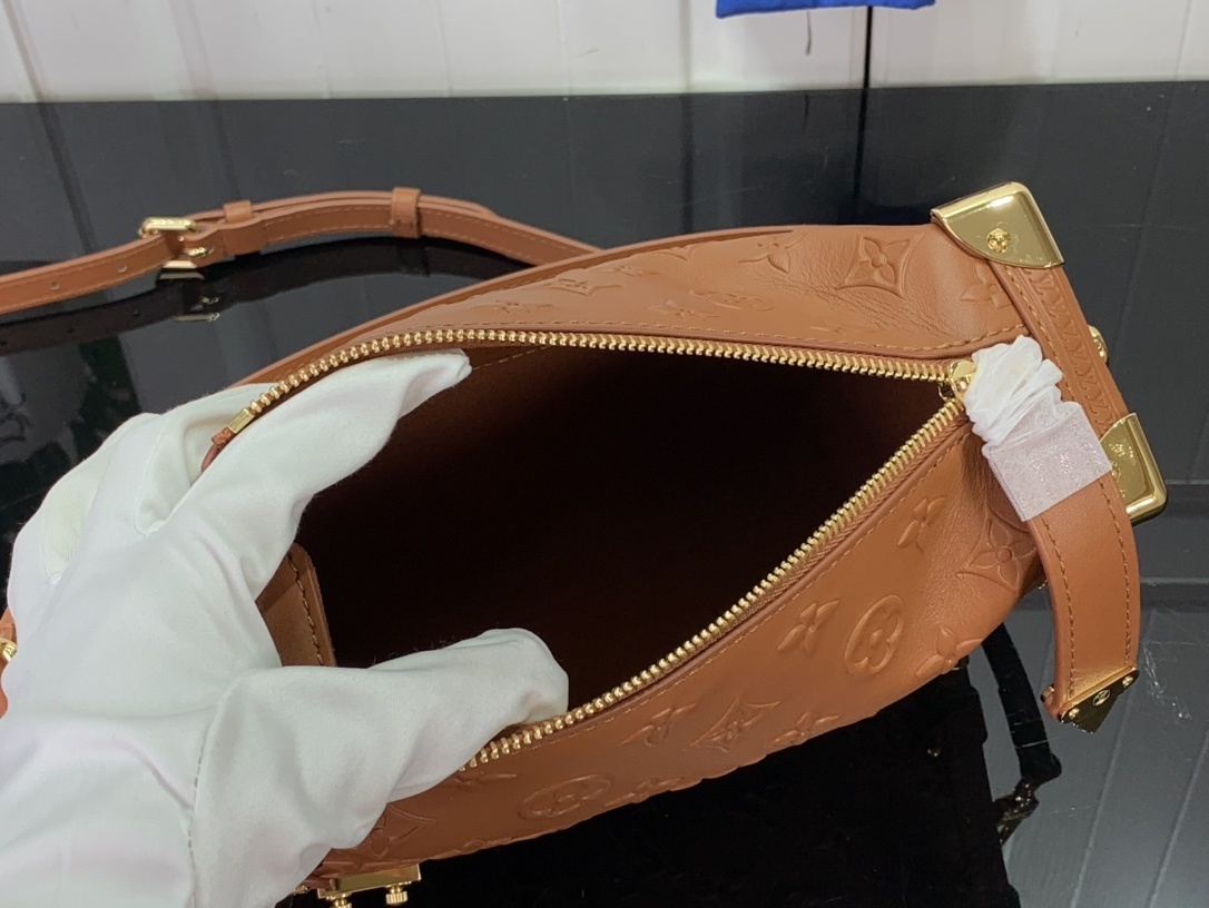 LV Shoulder bag m21741 21709 M46358