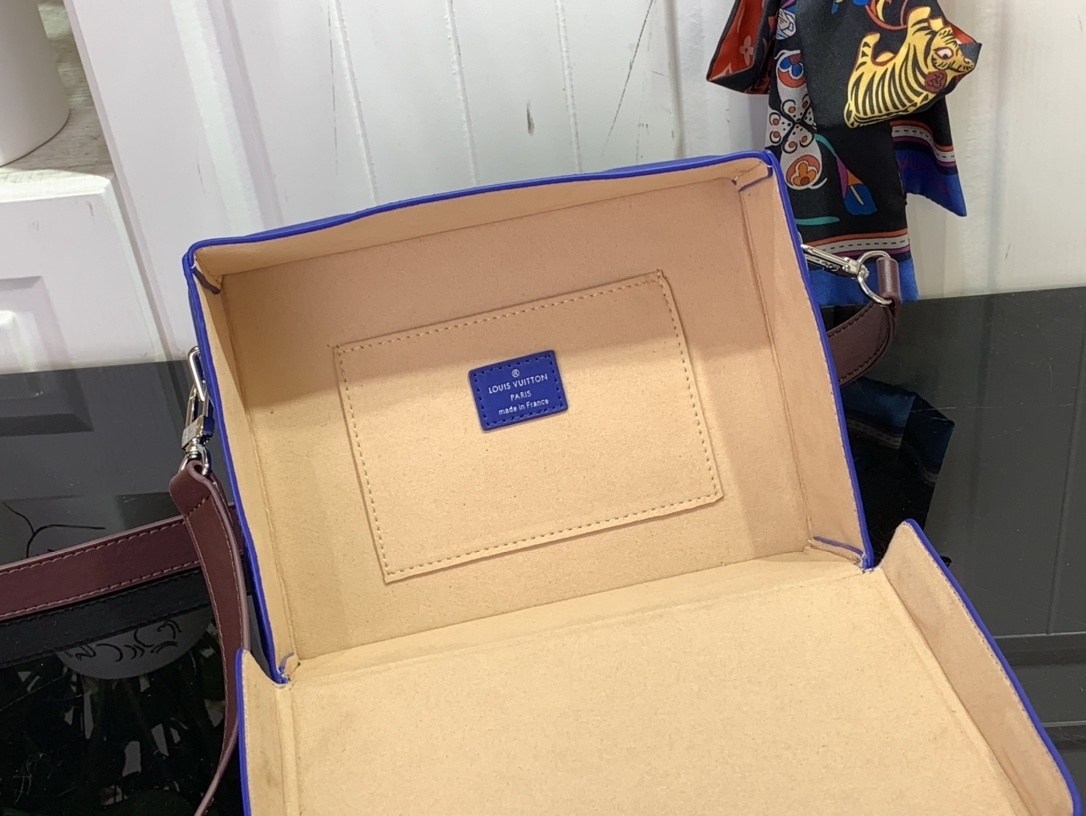 LV Shoulder bag M24455