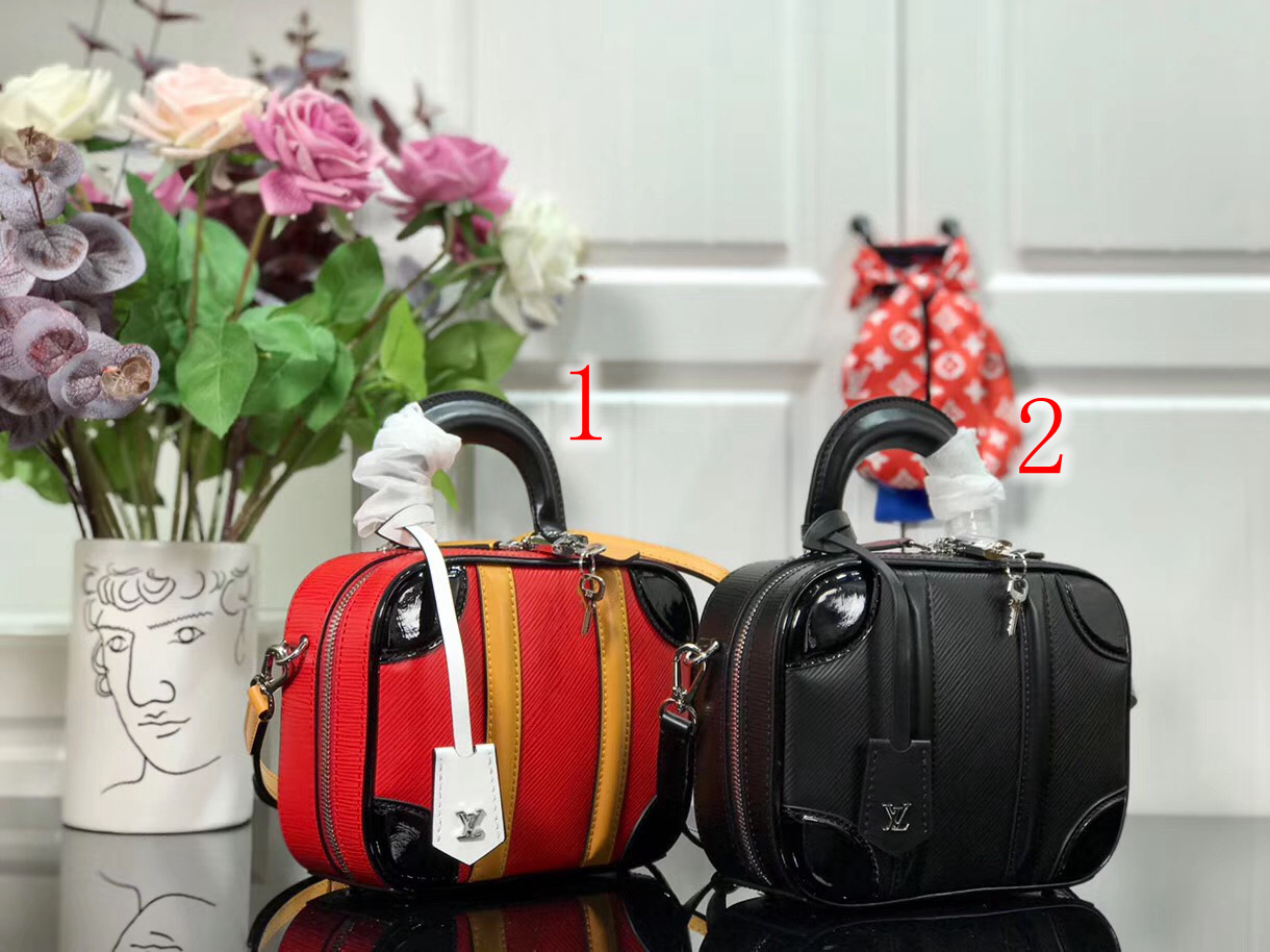 LV Shoulder bag M44582SB