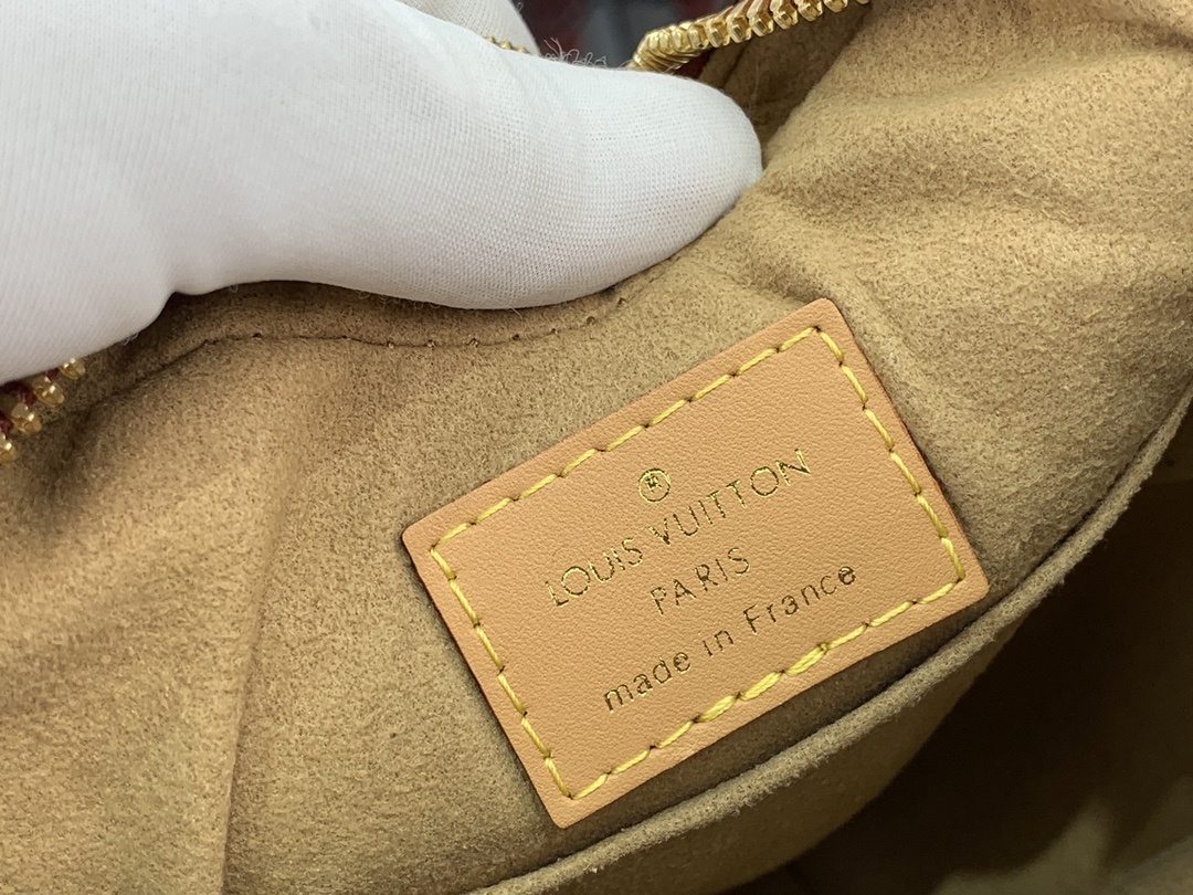 LV Shoulder bag M45149AX 