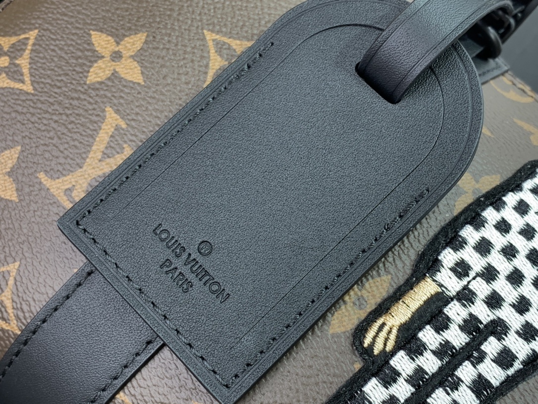 LV Shoulder bag M45652GR 