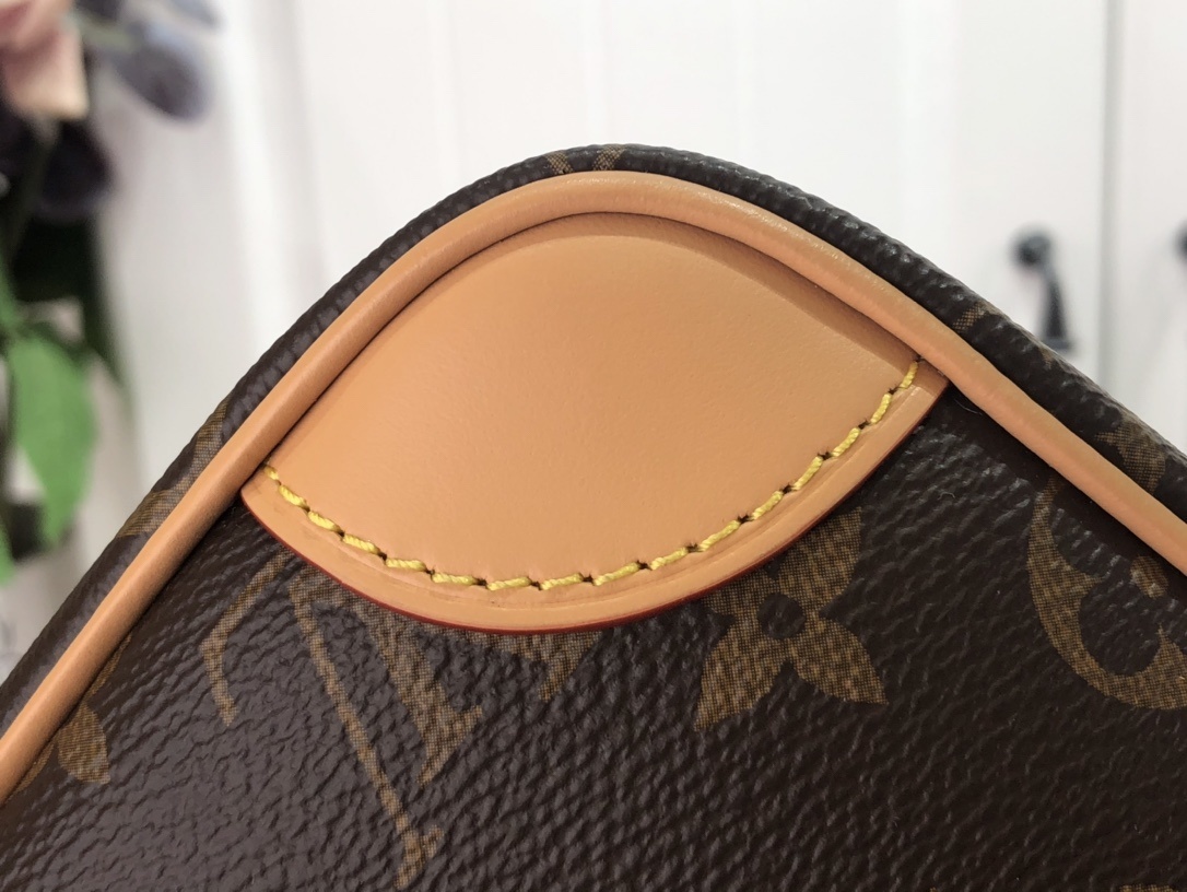 LV Shoulder bag M45985