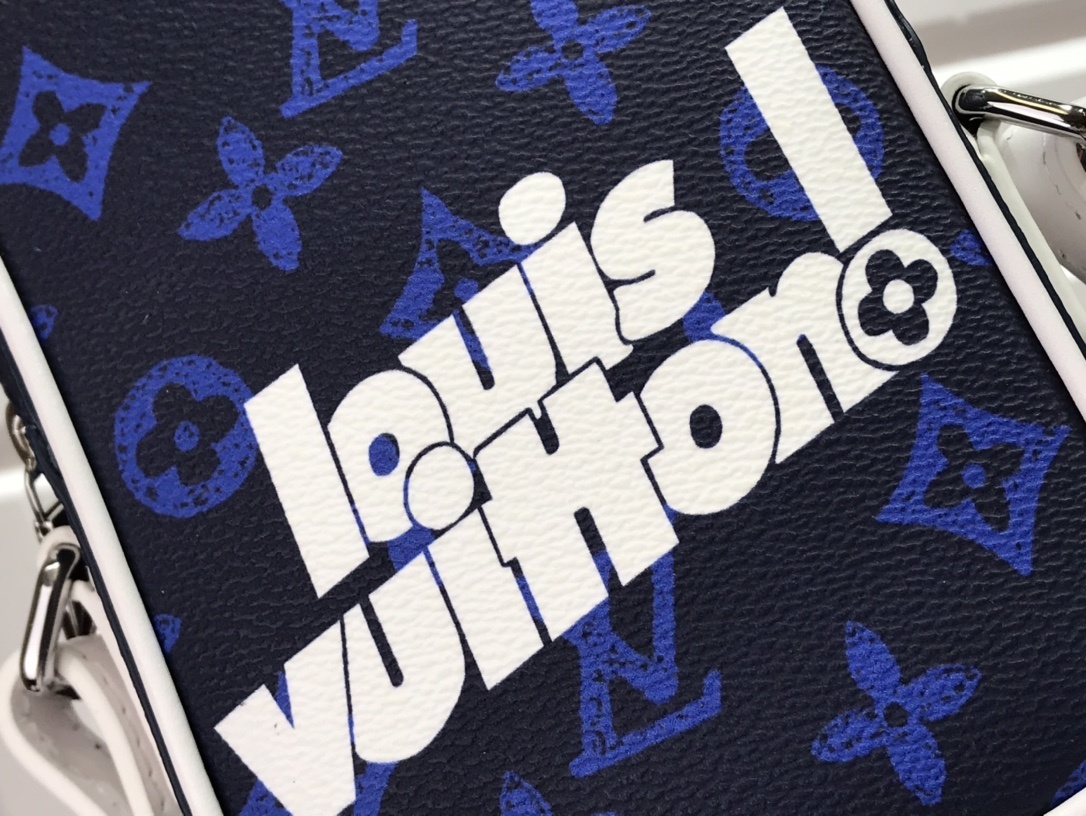 LV Shoulder bag M46116