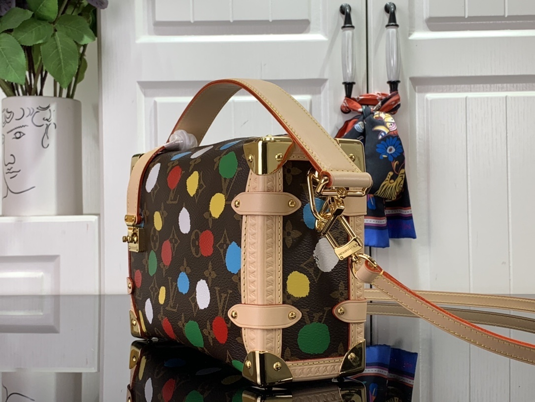 LV Shoulder bag M46396 46358 