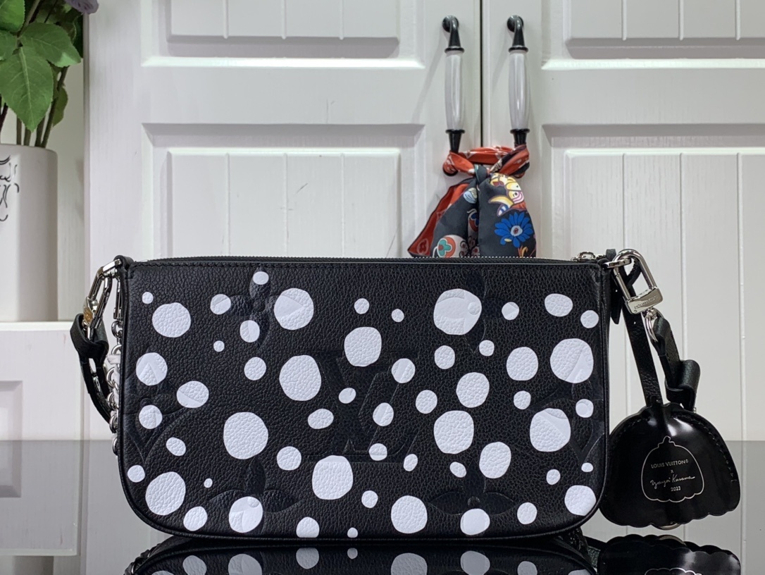 LV Shoulder bag m46410 