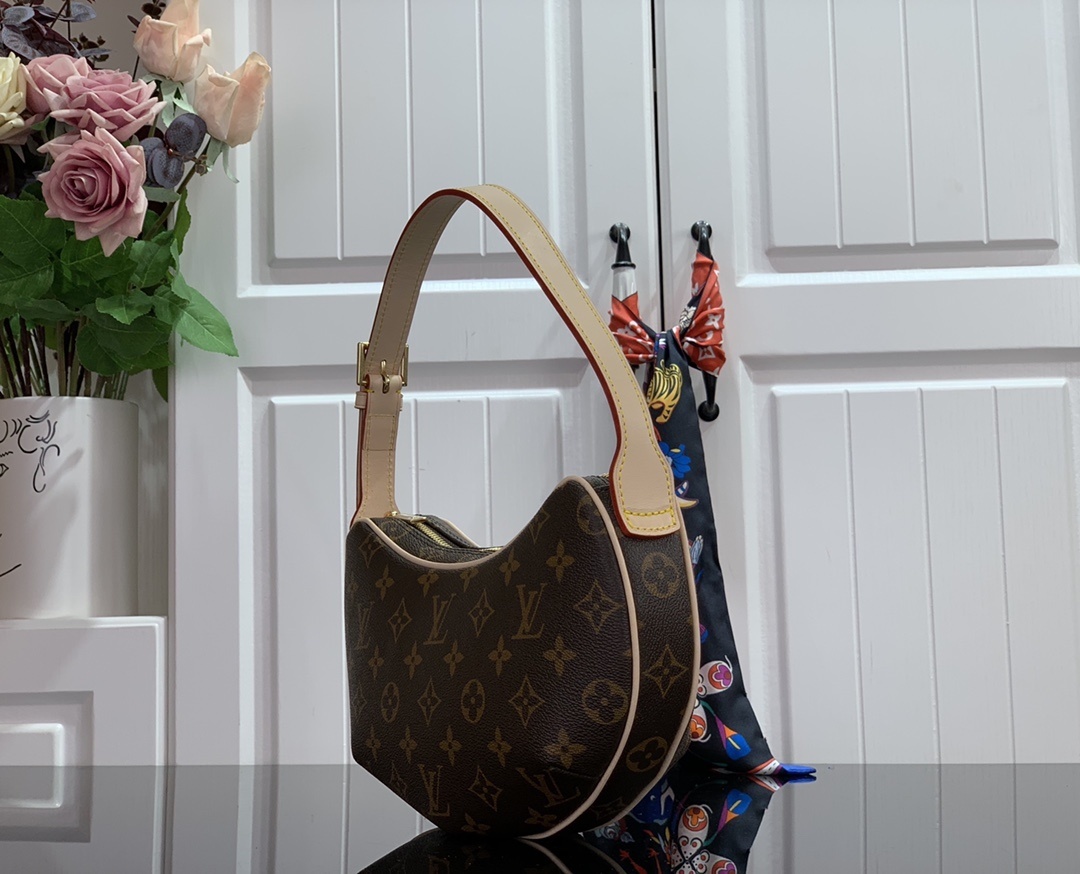 LV Shoulder bag M51511