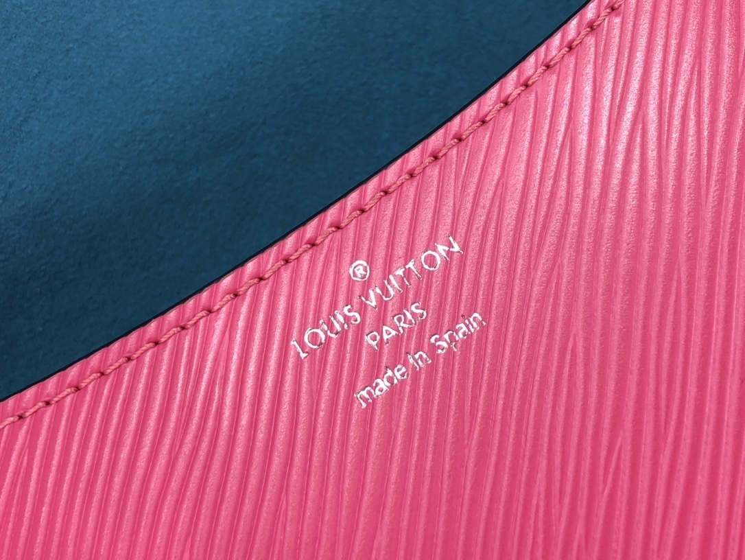 LV Shoulder bag m59386M