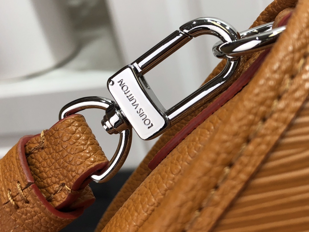 LV Shoulder bag m59386M