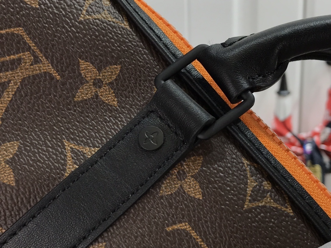 LV Shoulder bag M80201