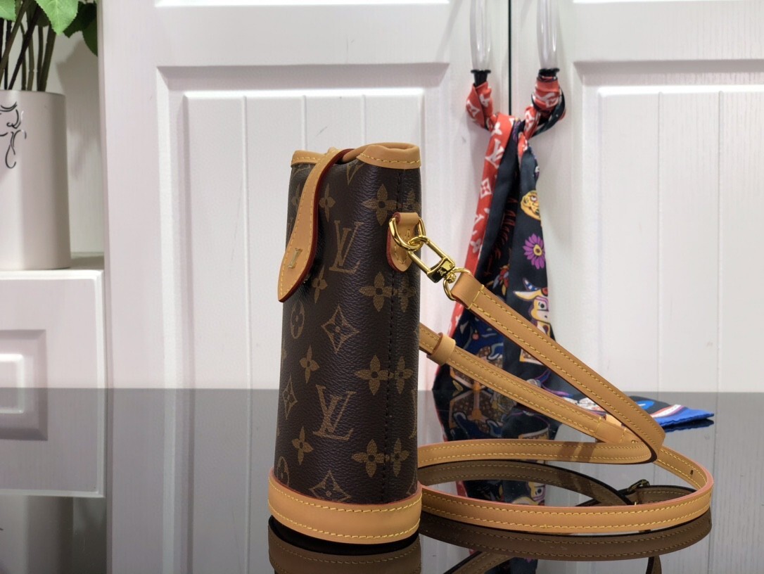 LV Shoulder bag M80874