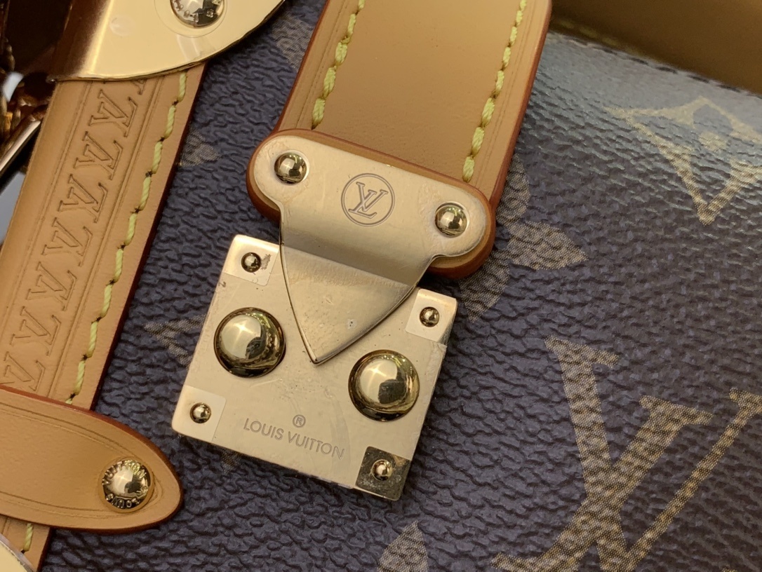 LV Shoulder bag M83018 