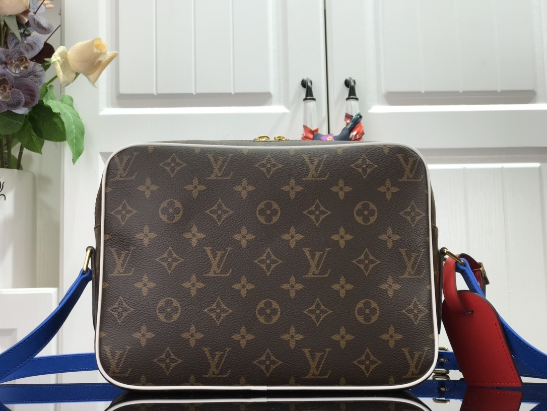 LV Shoulder bag M85141