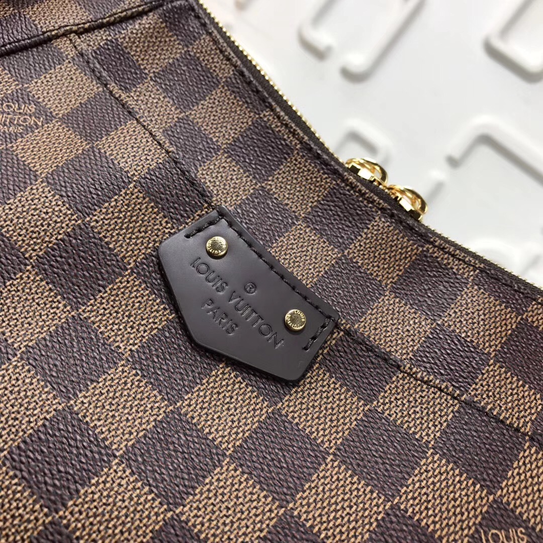 LV SHOULDER BAG N42230