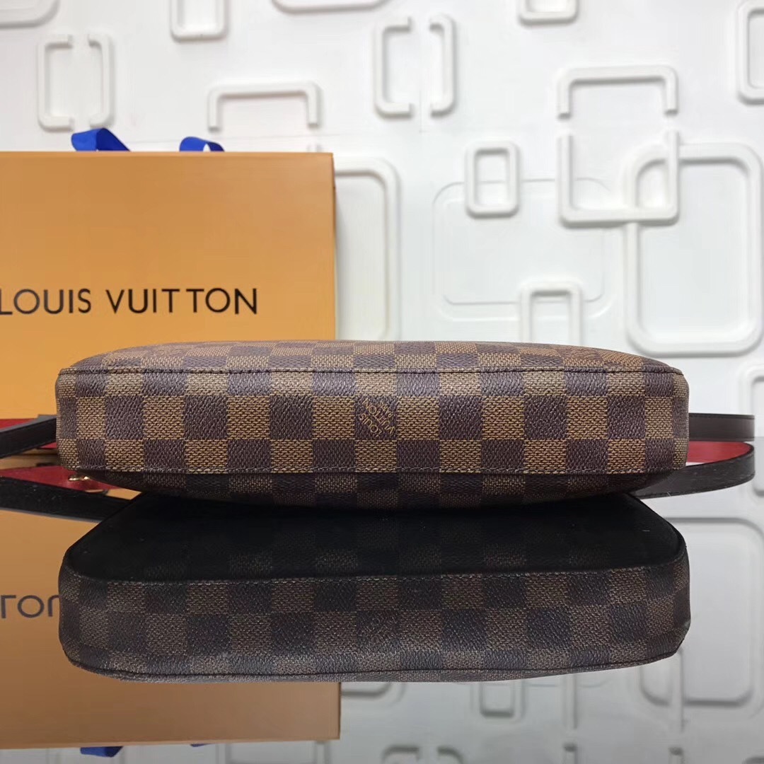 LV SHOULDER BAG N42230