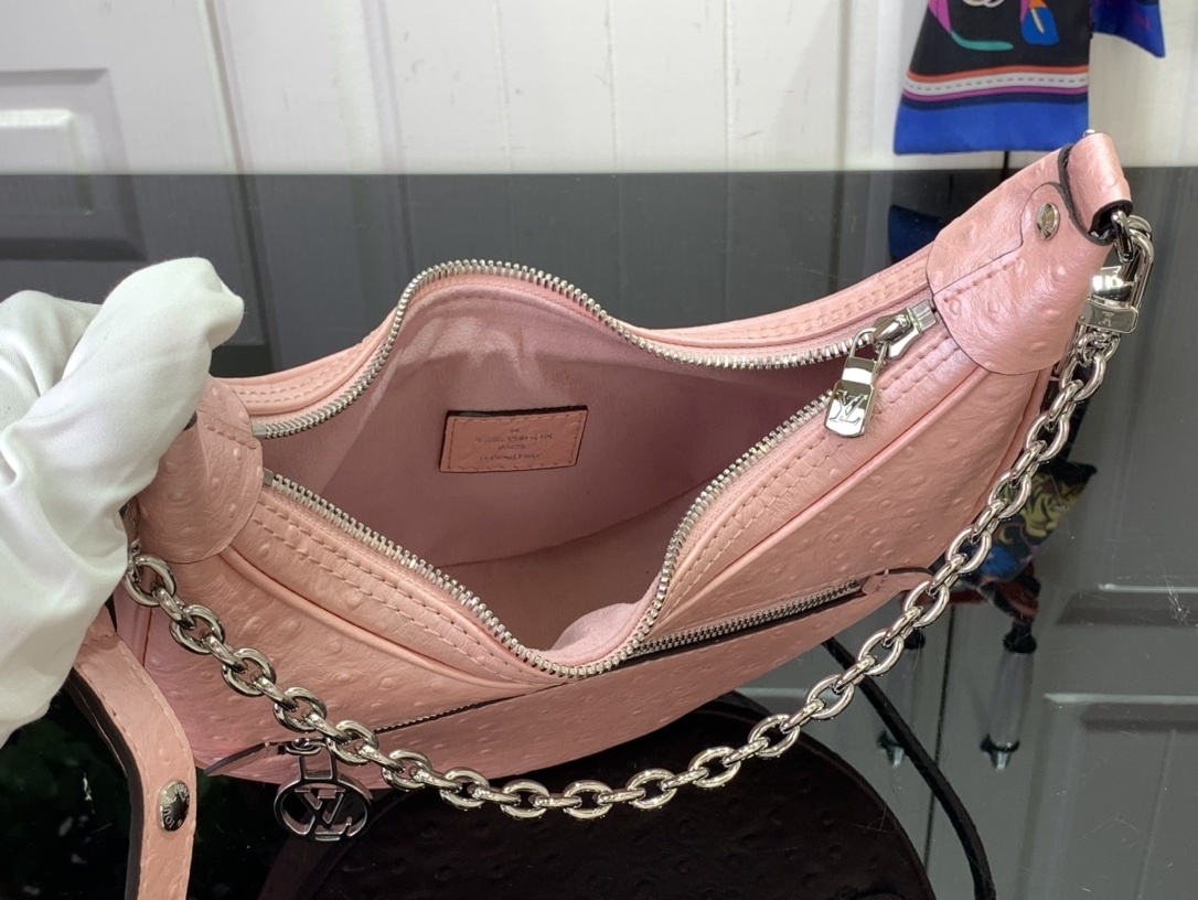 LV Shoulder bag N85900 