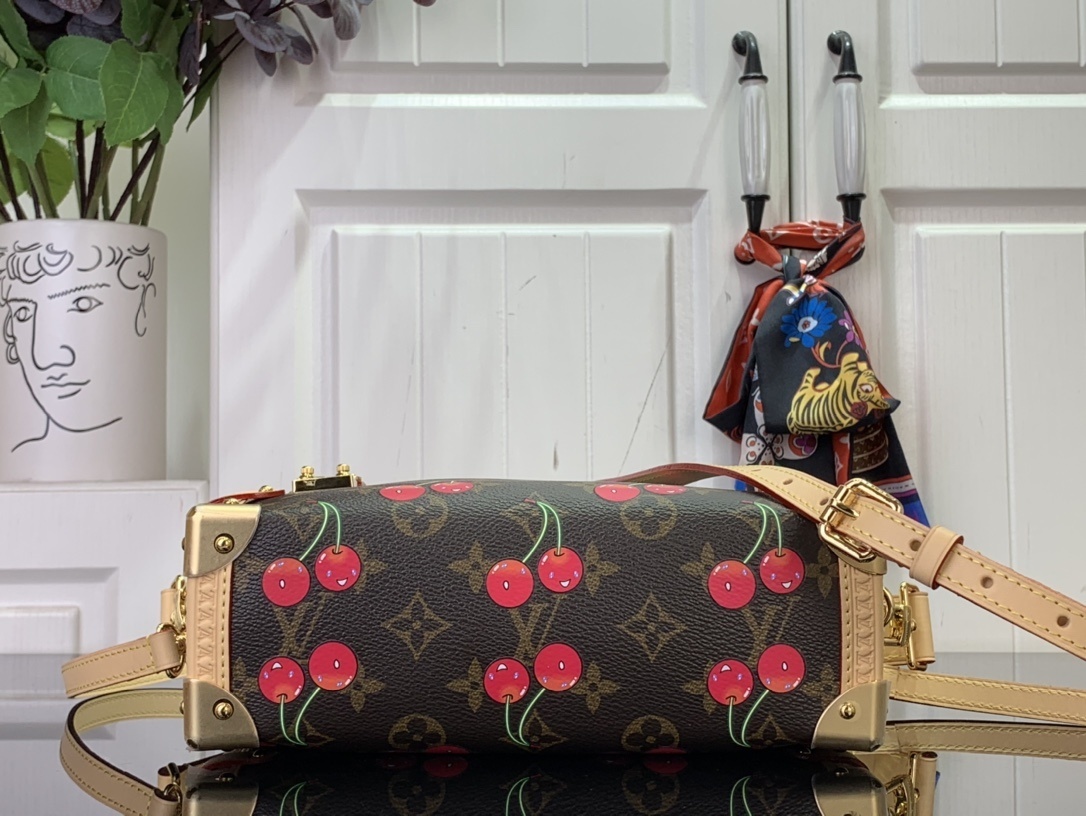 LV SIDE TRUNK M14278