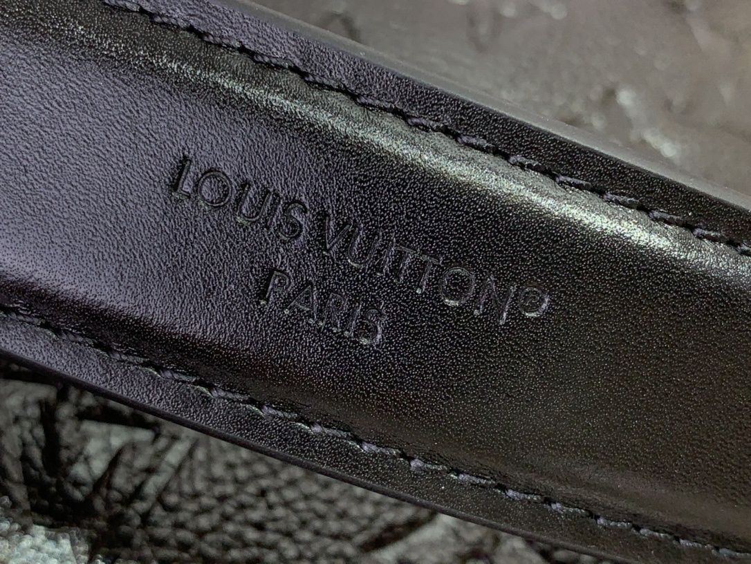 LV SIDE TRUNK  m26304 