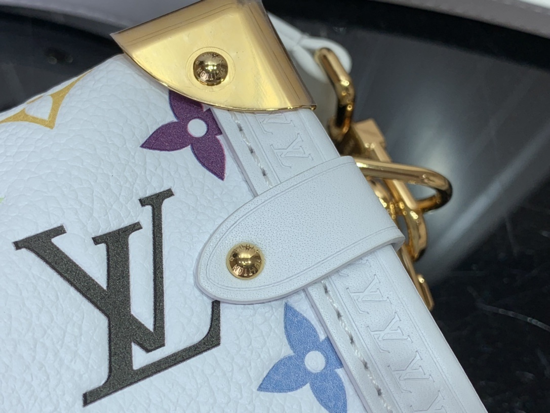 LV SIDE TRUNK M14046