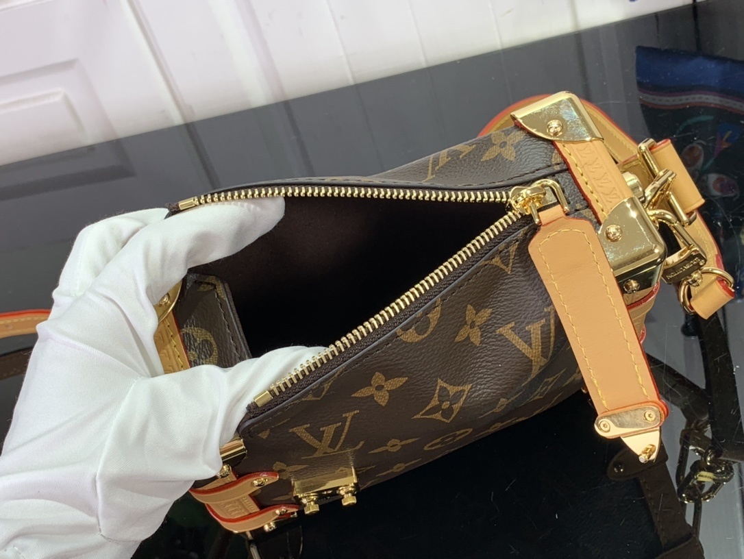 LV side trunk mini M46815