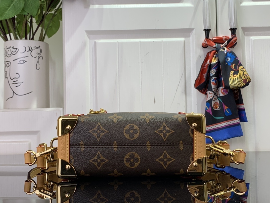 LV side trunk mini M46815