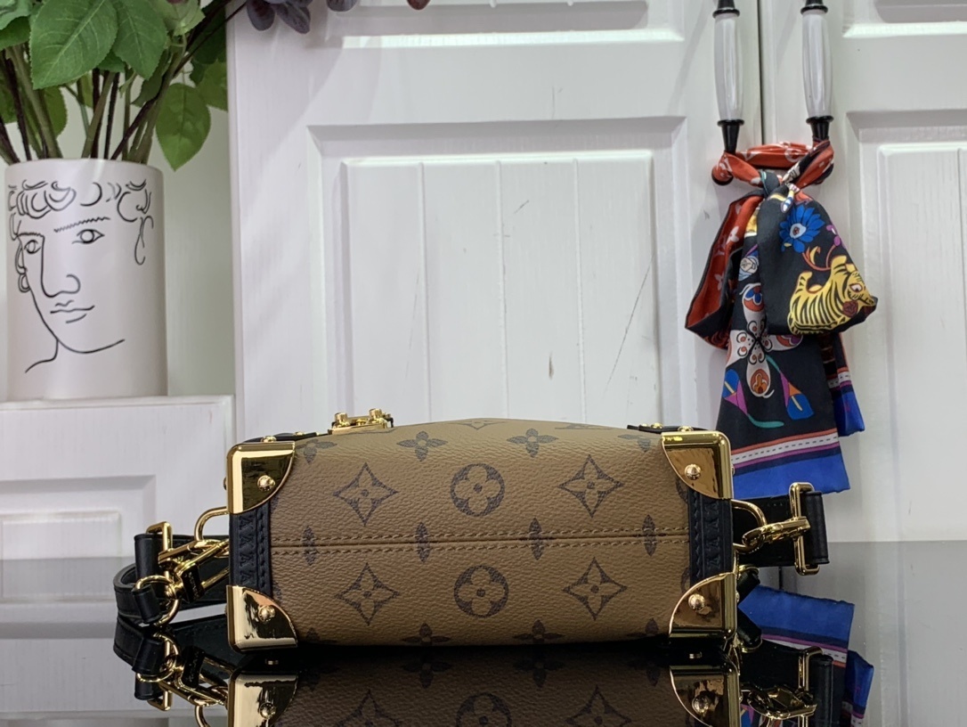 LV side trunk mini M46815