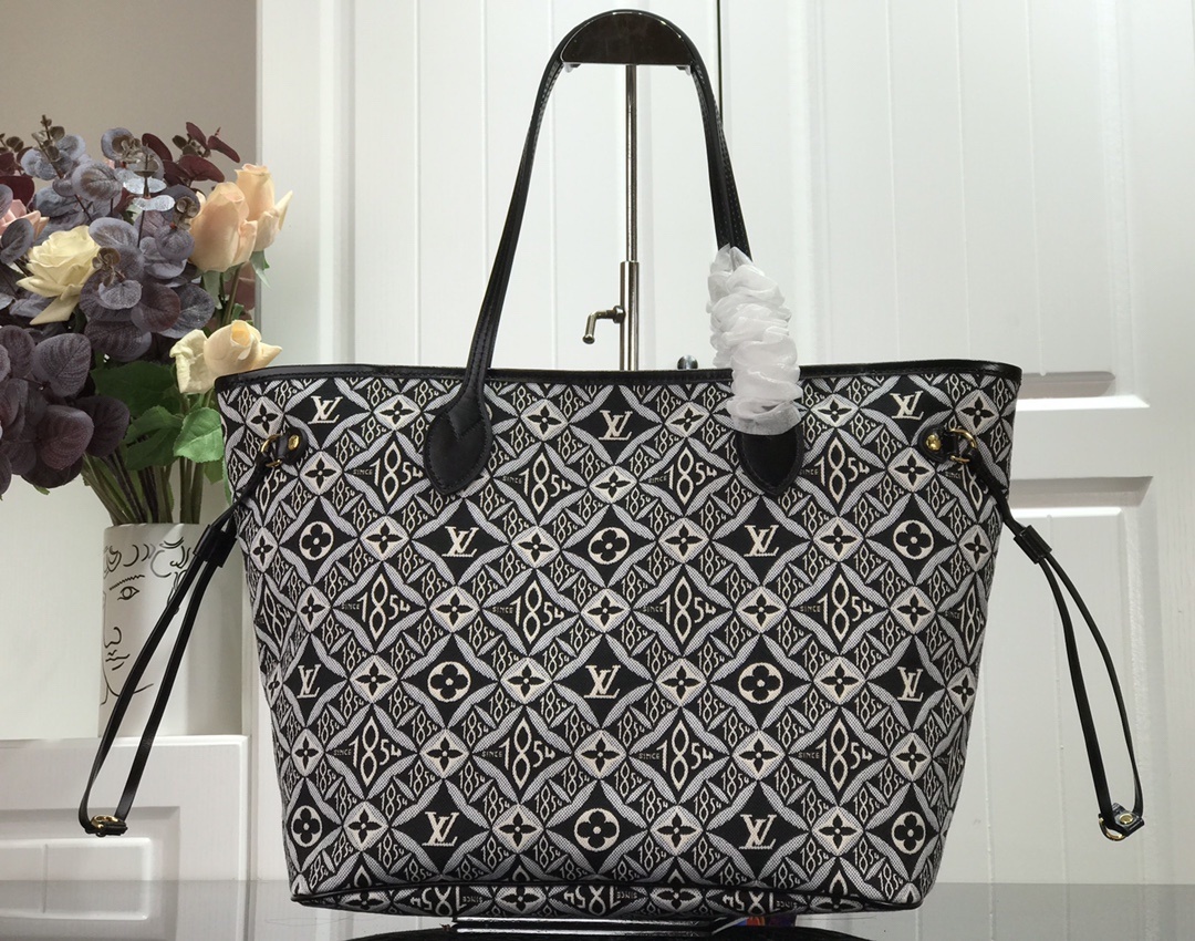 LV SINCE 1854 NEVERFULL MM M57230