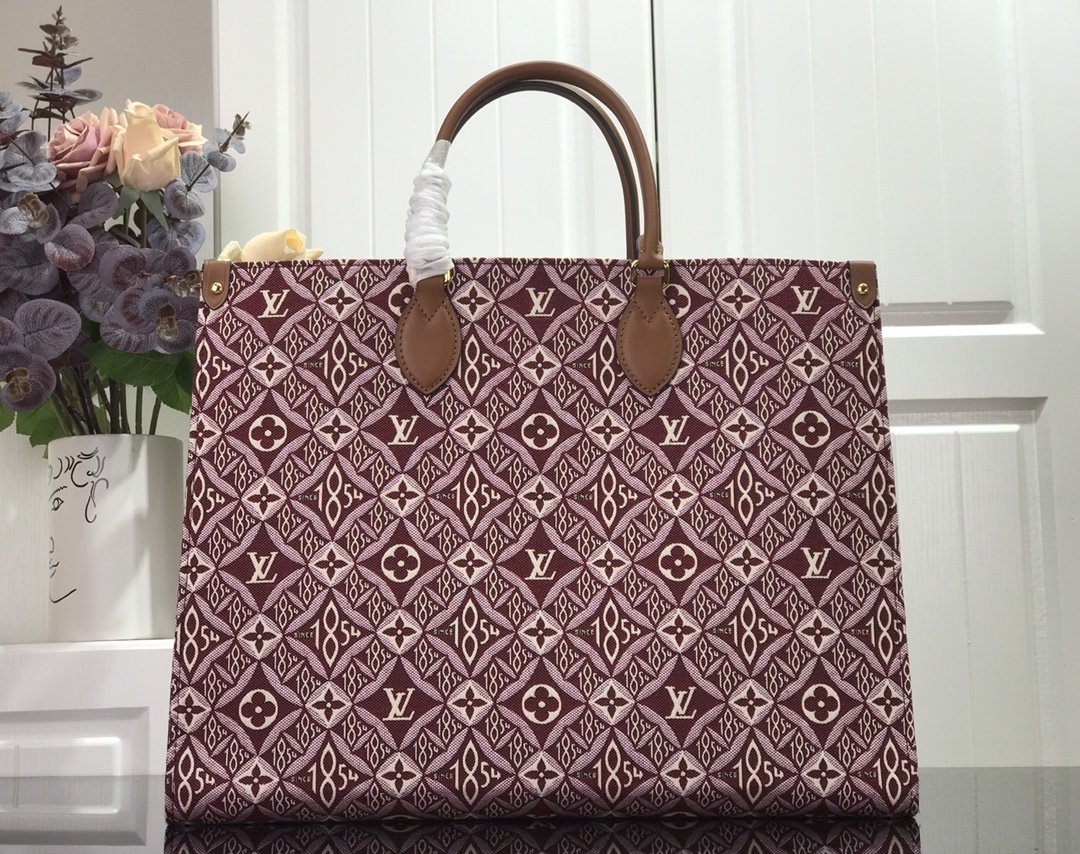 LV SINCE 1854 ONTHEGO GM M57207