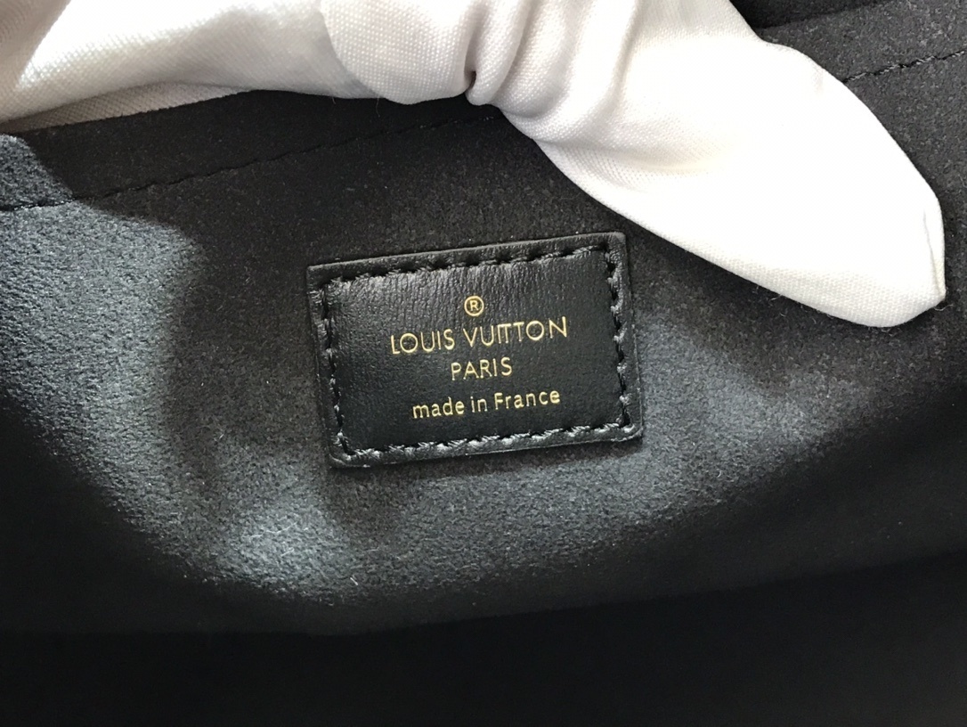 LV SINCE 1854 ONTHEGO GM M57207