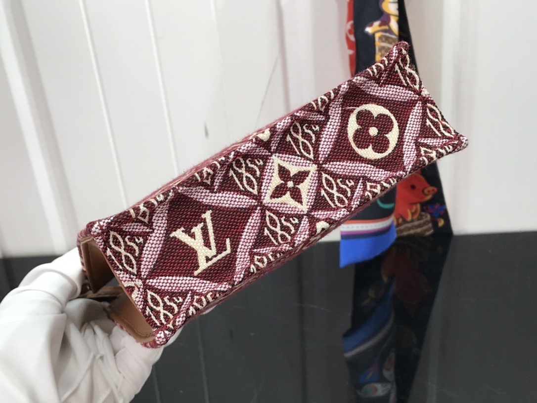 LV SINCE 1854 PETIT SAC PLAT M80288