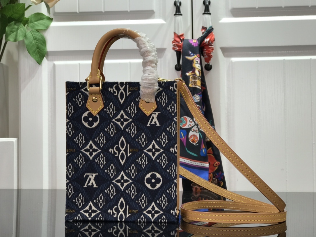 LV SINCE 1854 PETIT SAC PLAT M80288