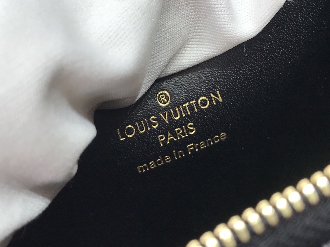 LV SINCE 1854 ZIPPY COIN PURSE M69997 