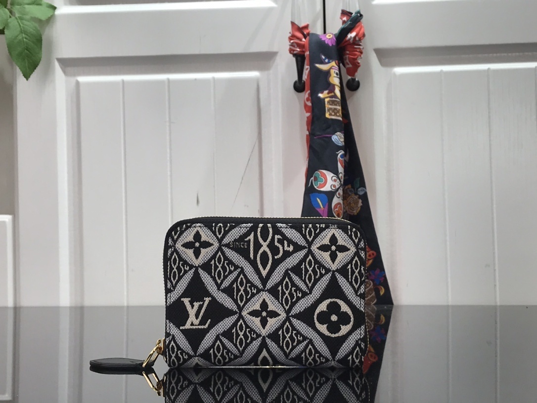 LV SINCE 1854 ZIPPY COIN PURSE M69997 