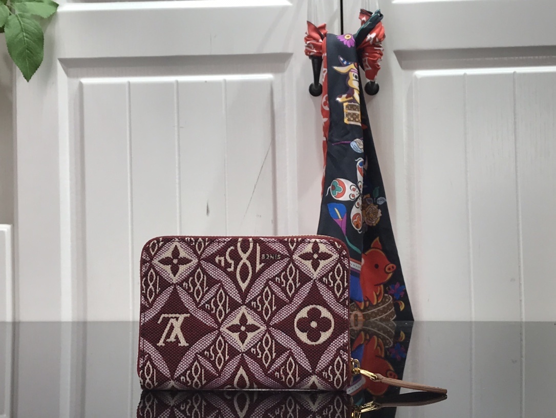 LV SINCE 1854 ZIPPY COIN PURSE M69997 