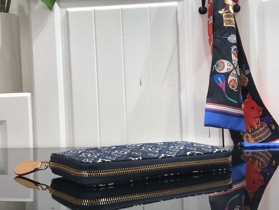 LV SINCE 1854 ZIPPY wallet M69994