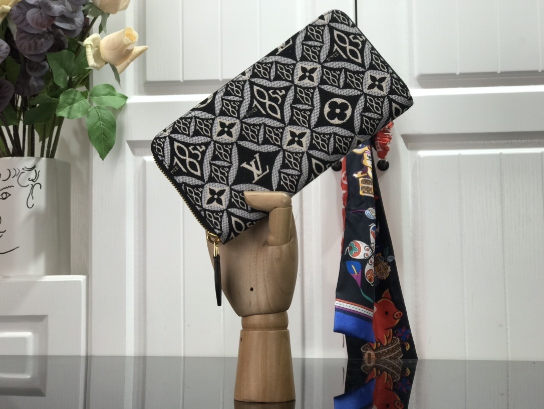 LV SINCE 1854 ZIPPY wallet M69994