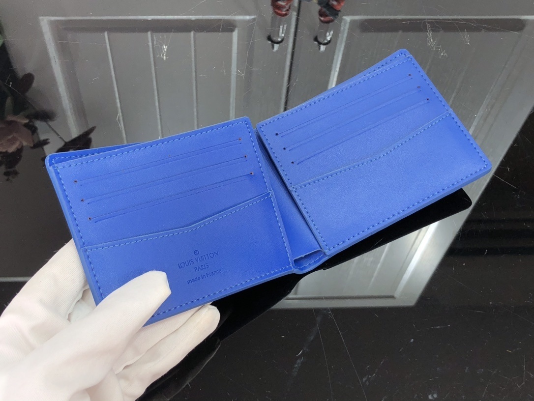 LV SLENDER wallet M80590