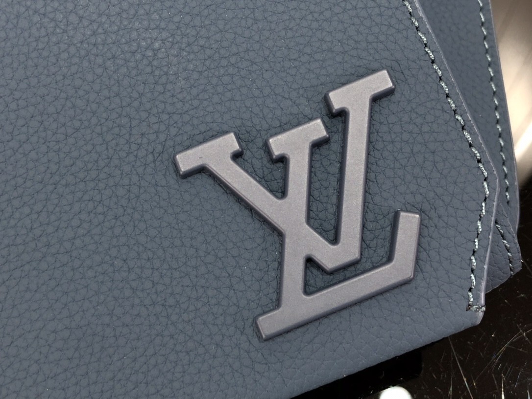 LV SLINGBAG M57081