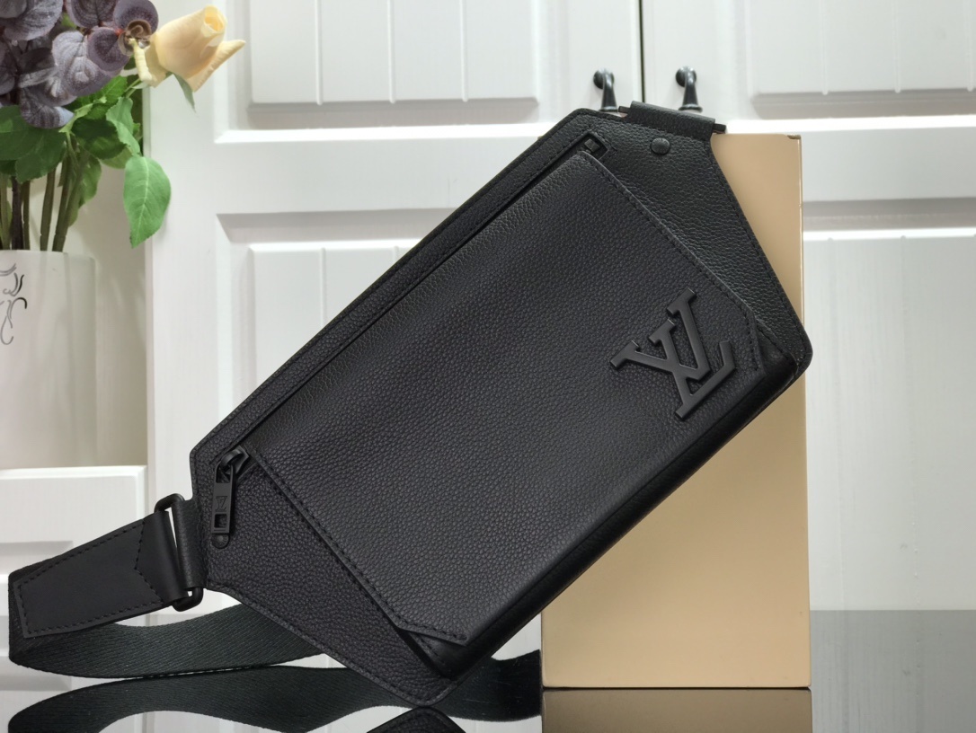LV SLINGBAG M57081