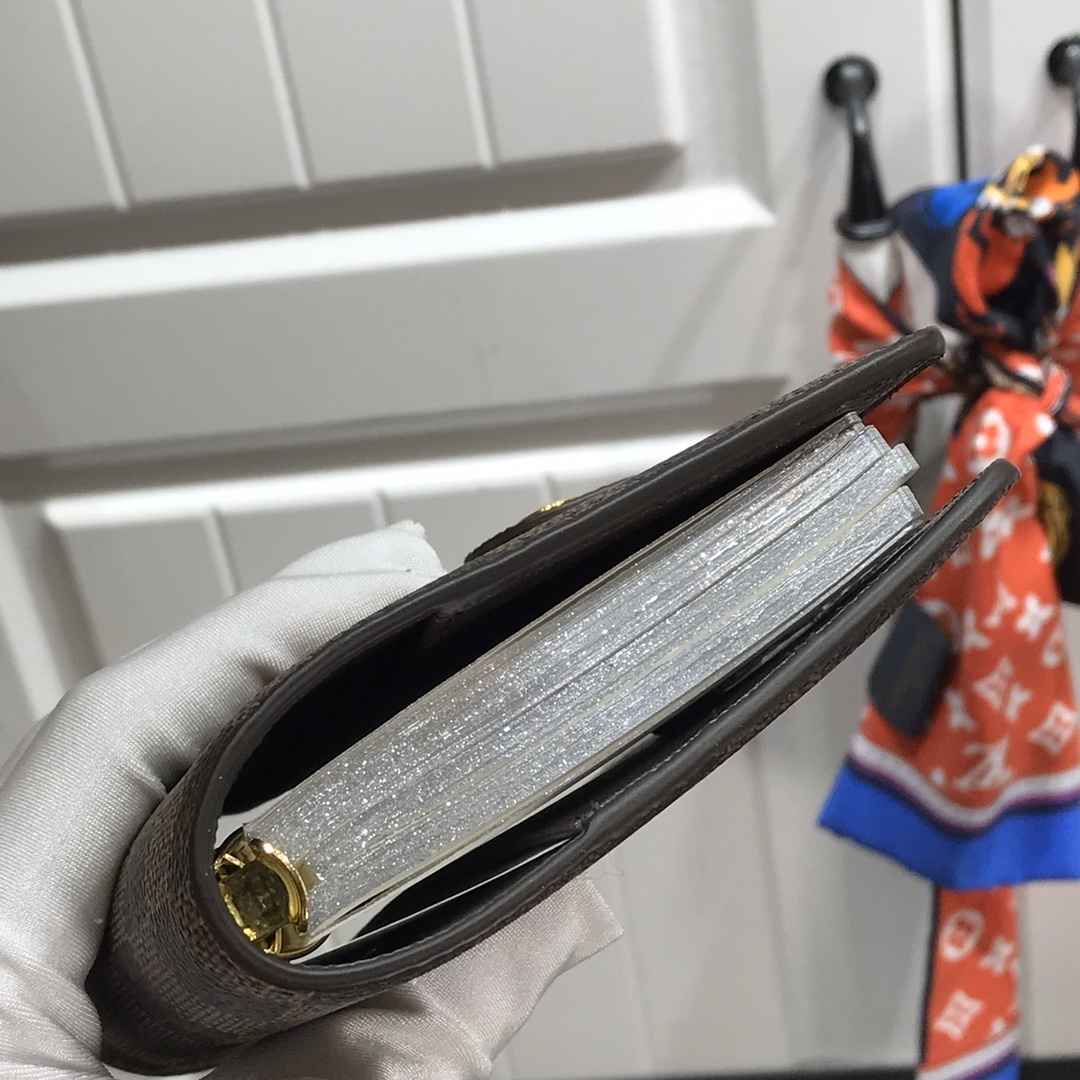 LV Small Notepad R20005