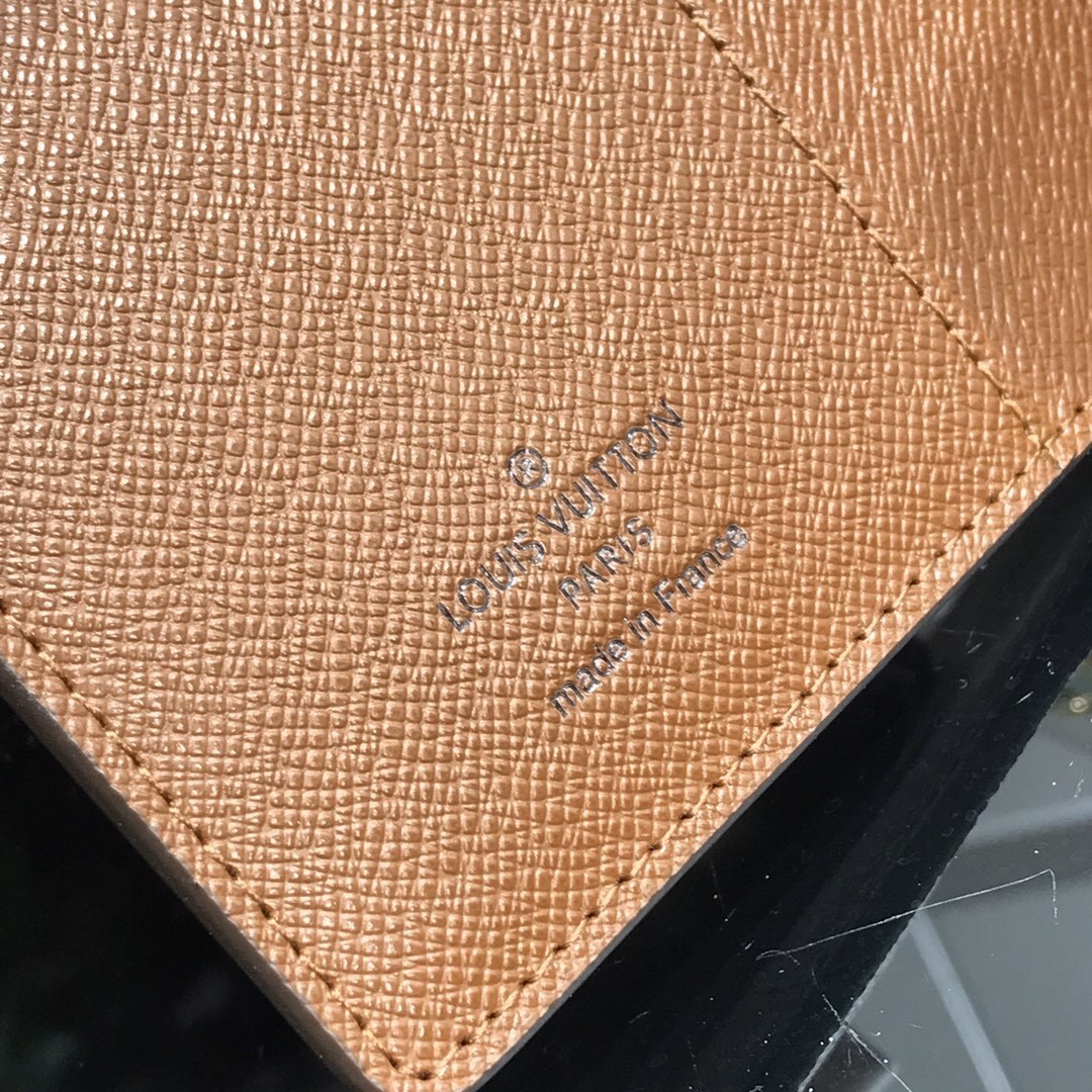 LV Small Notepad R20005