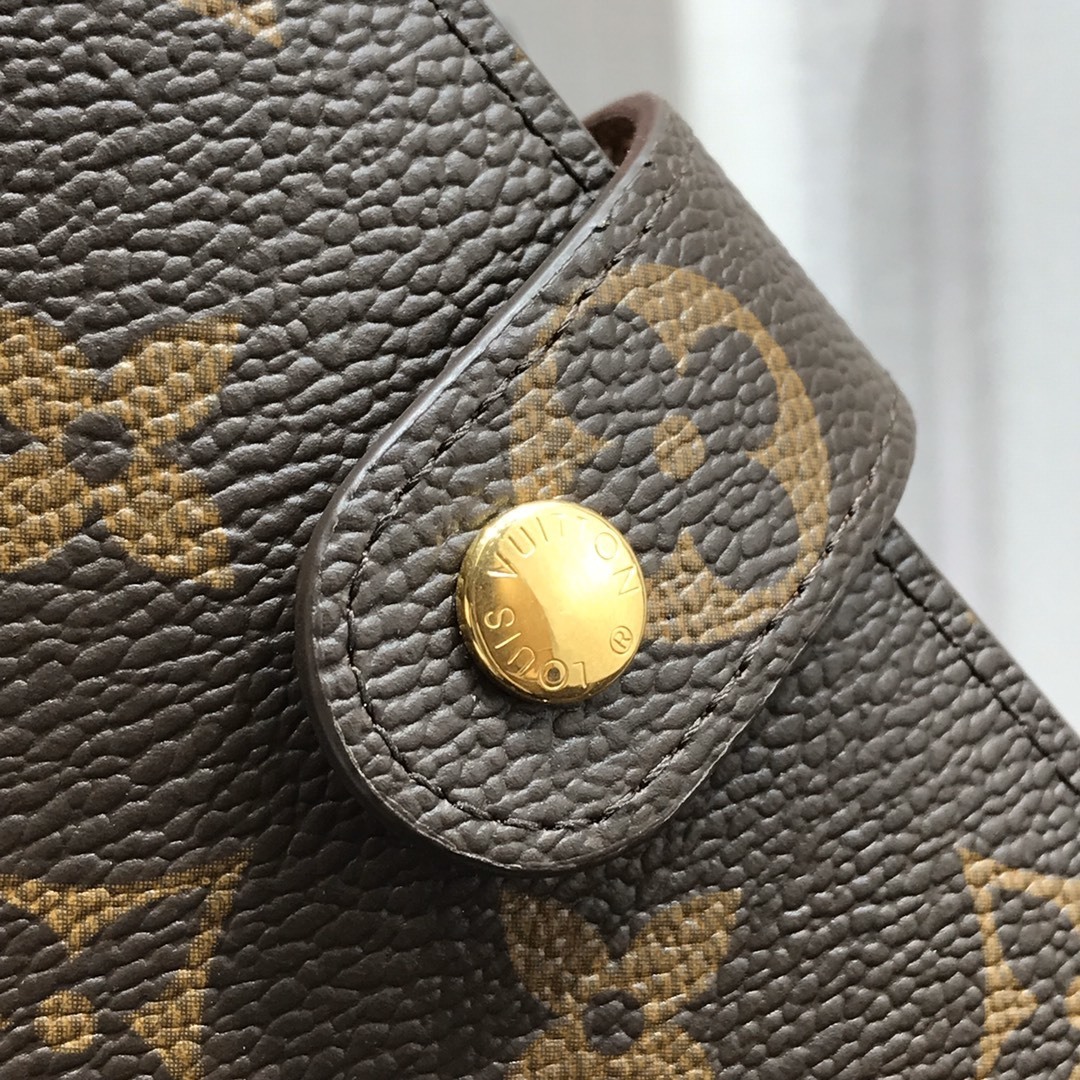 LV Small Notepad R20005