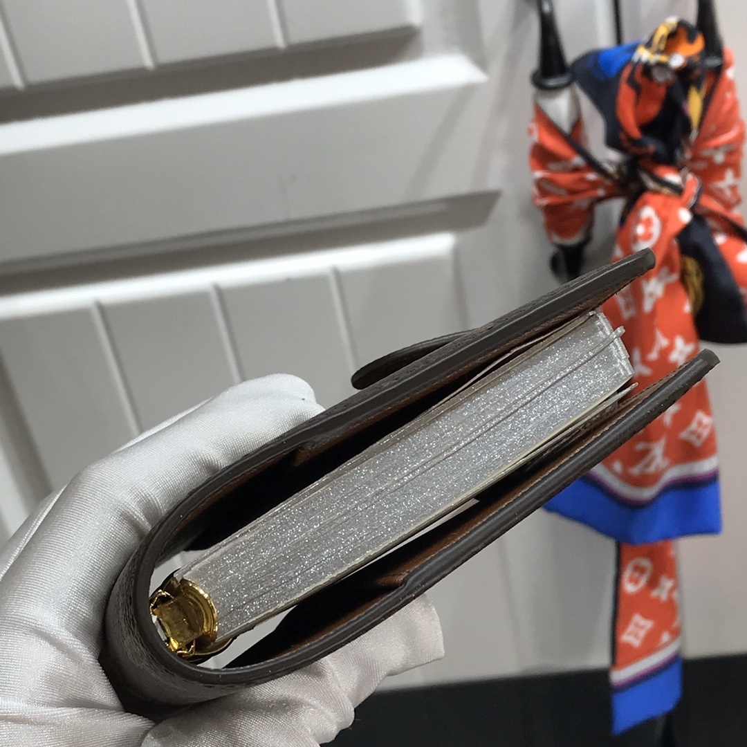 LV Small Notepad R20005