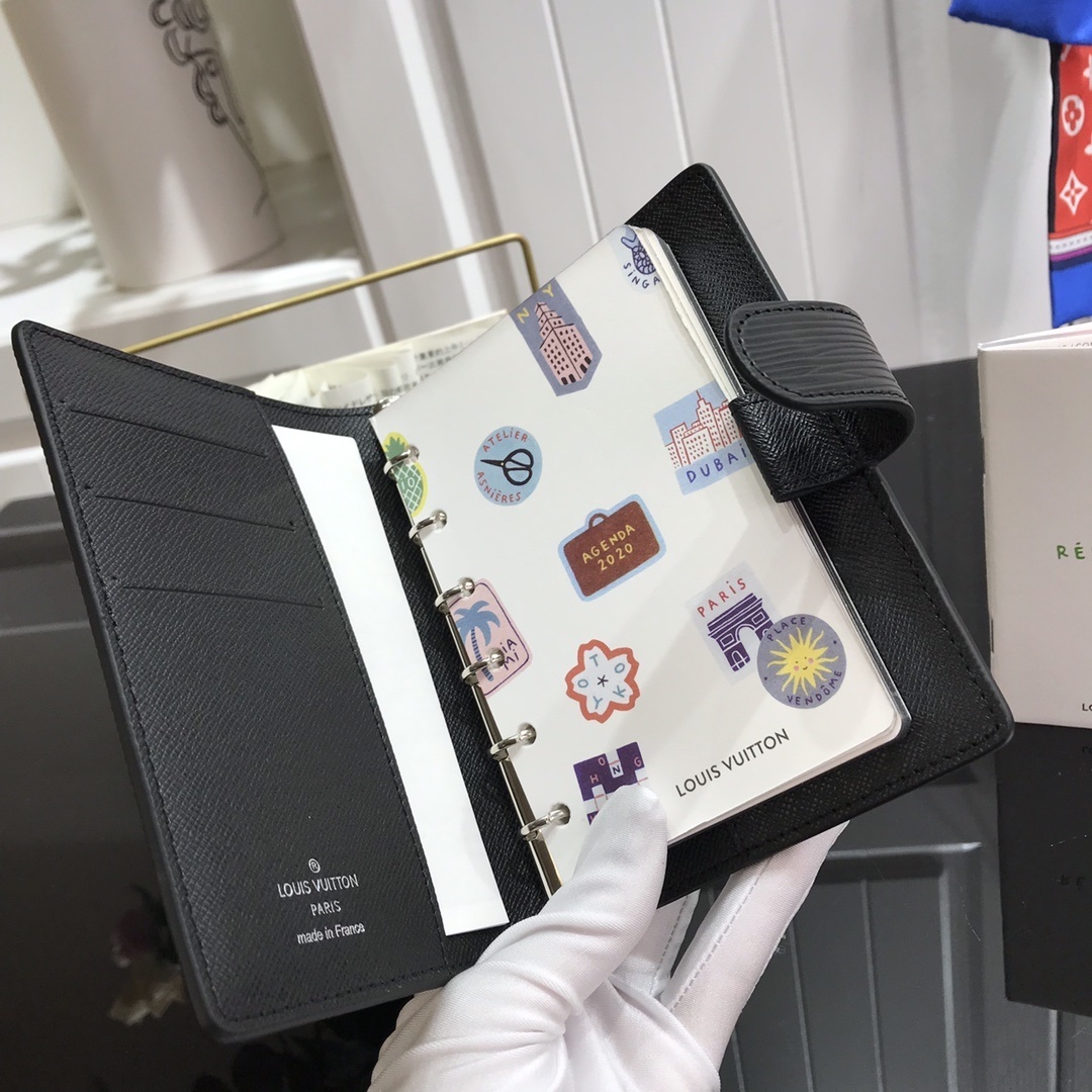 LV Small Notepad R20005