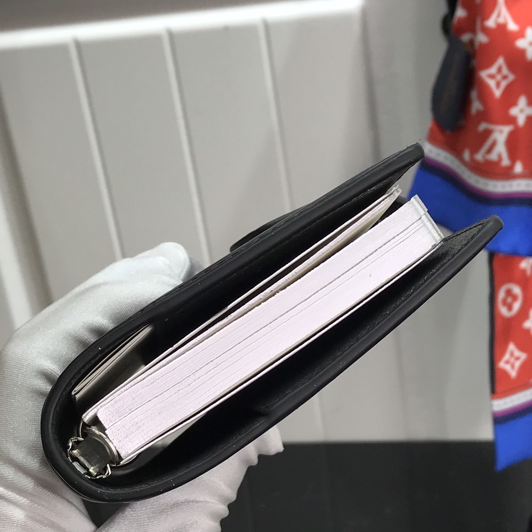 LV Small Notepad R20005