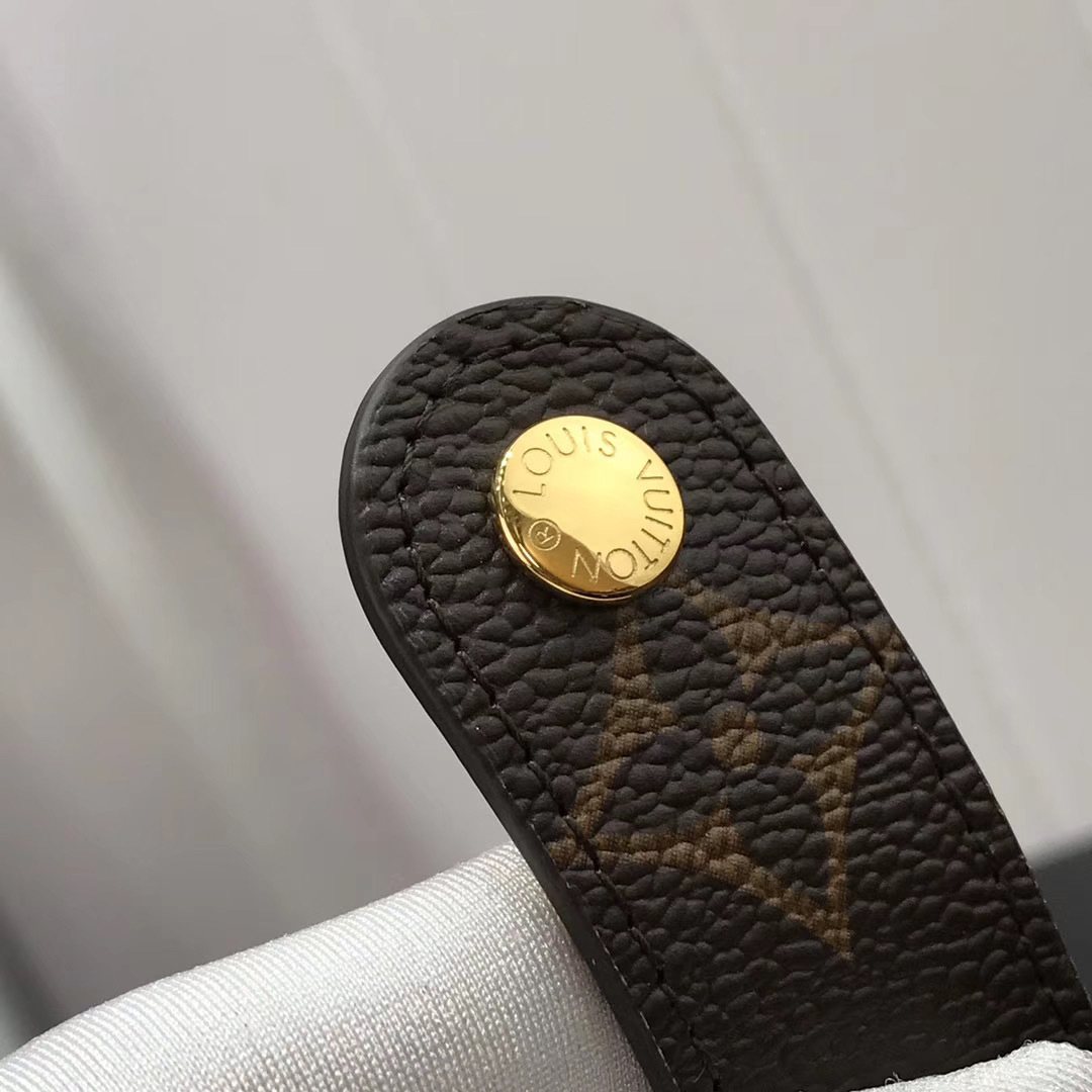 LV SMALL RING AGENDA COVER R20005LY 