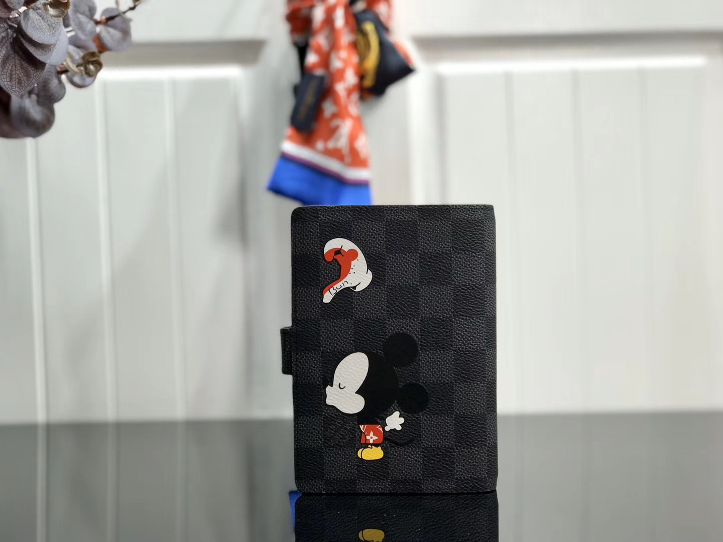 LV SMALL RING AGENDA COVER R20005MB 