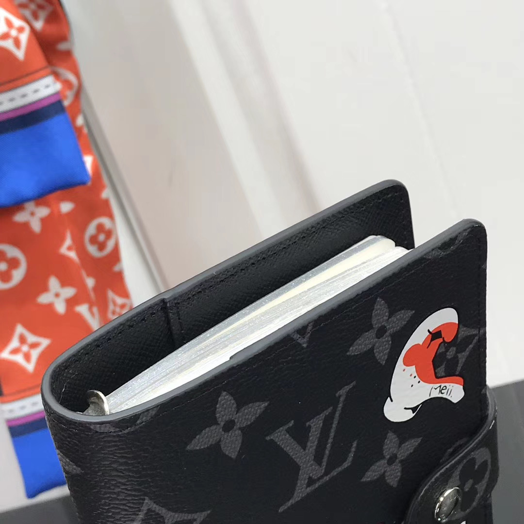 LV SMALL RING AGENDA COVER R20005MB 