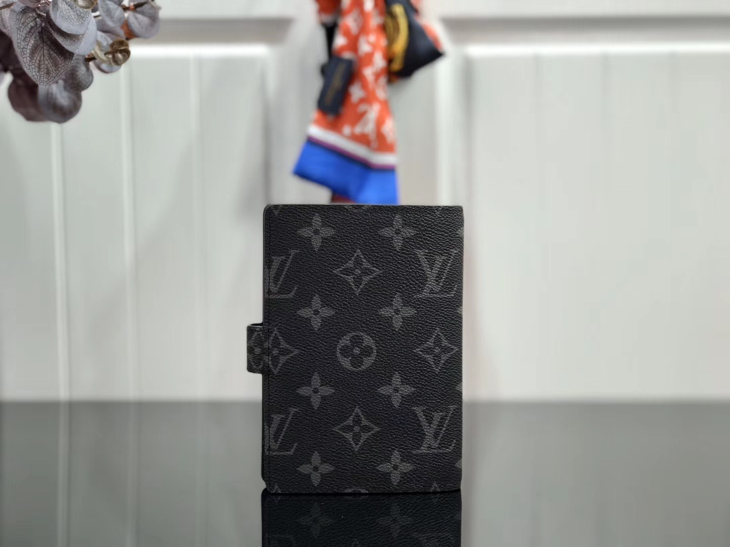 LV SMALL RING AGENDA COVER R20005MB 