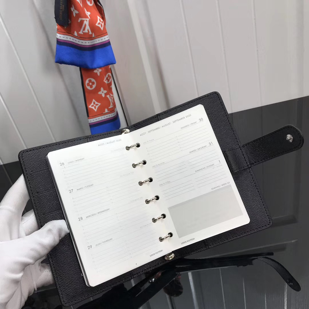 LV SMALL RING AGENDA COVER R20005MB 